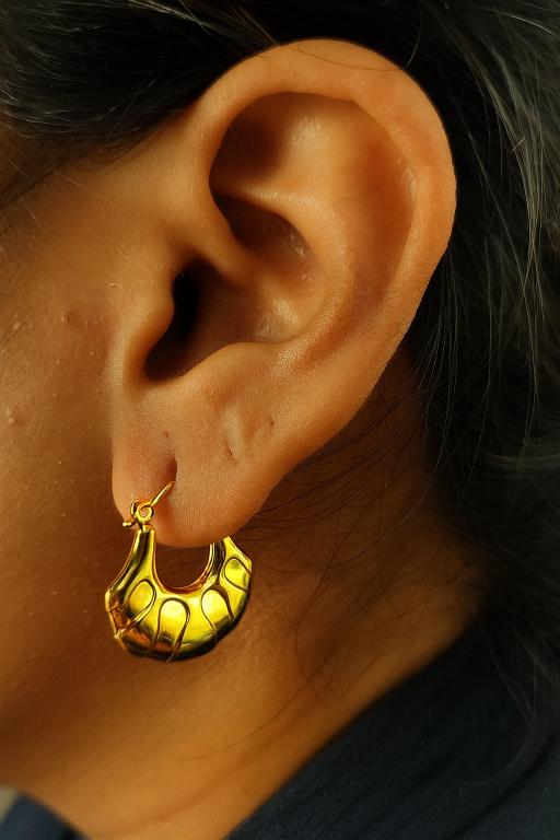 The Solara Hoops - Anti Tarnish Hoops - Image 2